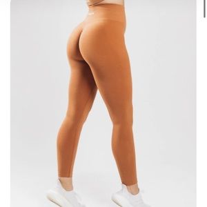 Alphalete OG Amplify in Mandarin